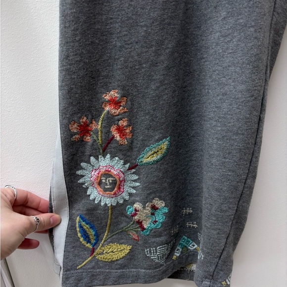 Johnny Was Griffin Wide Leg Ribbon Pant in Gray Floral Embroidery - Picture 8 of 12